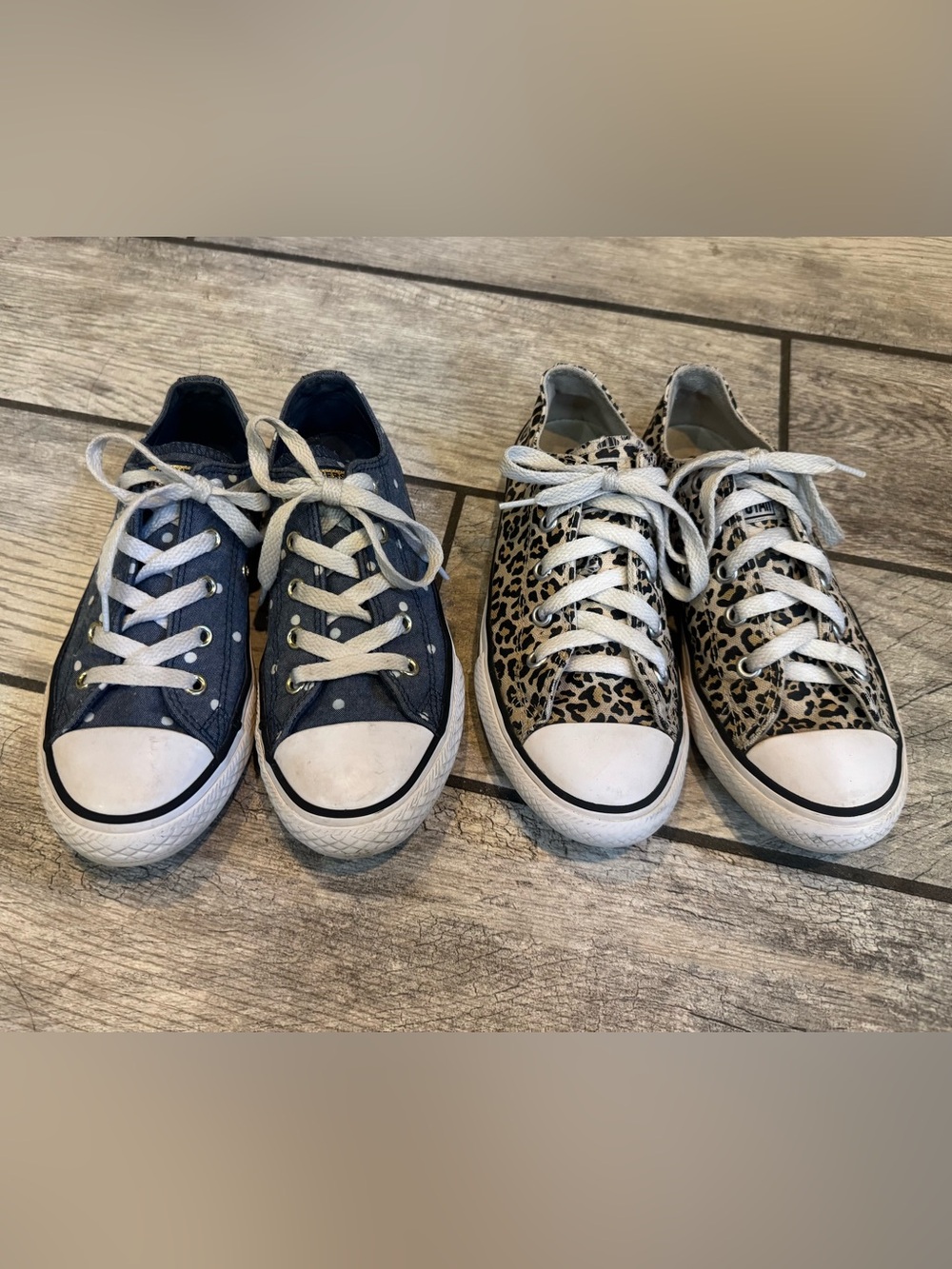 Converse Bundle Girls Sneakers (size 1)
